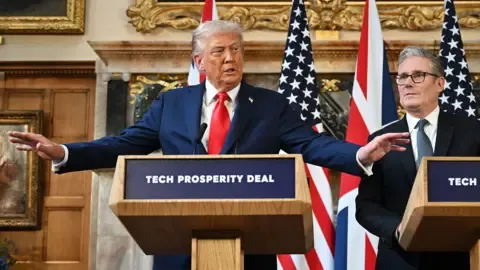 Trump Suggests Starmer Could Use Armed Forces to Manage UK Frontiers