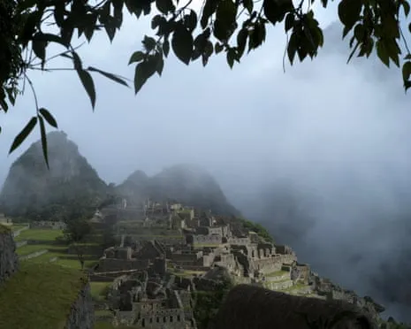 Boulders placed on Railway Lines Leave 900 Tourists near the Inca Citadel