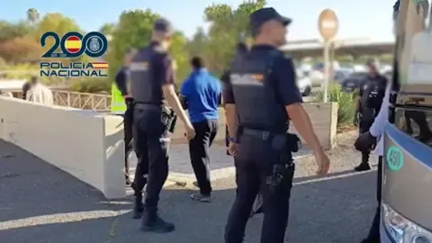 Spain Detains 19 Suspects Suspected of Torture and Homicide After 50 Migrants Vanish from Vessel